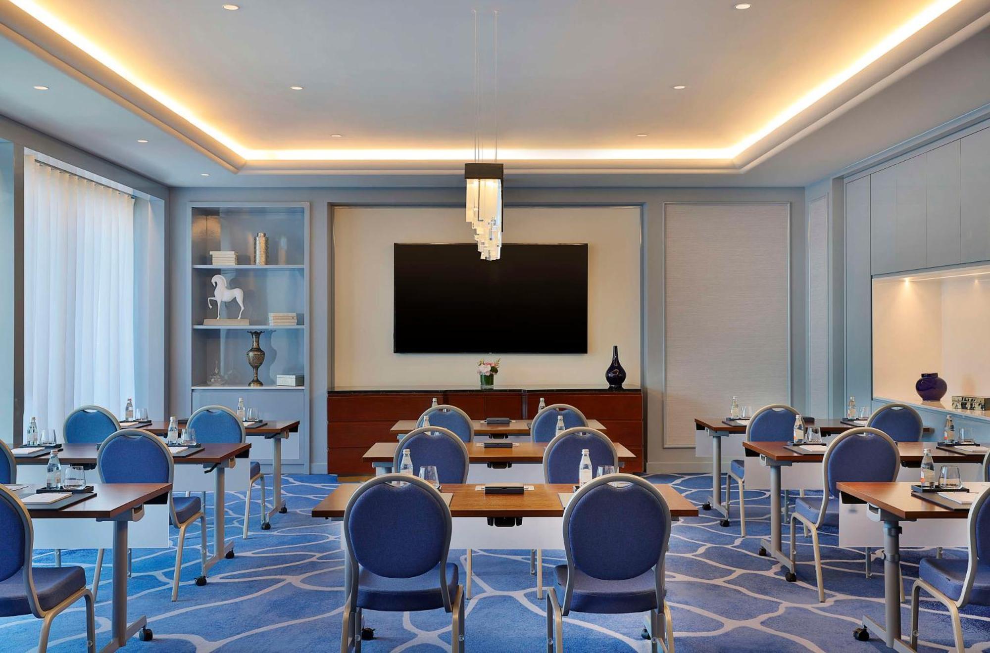 Waldorf Astoria Doha Lusail Eksteriør bilde Meeting room